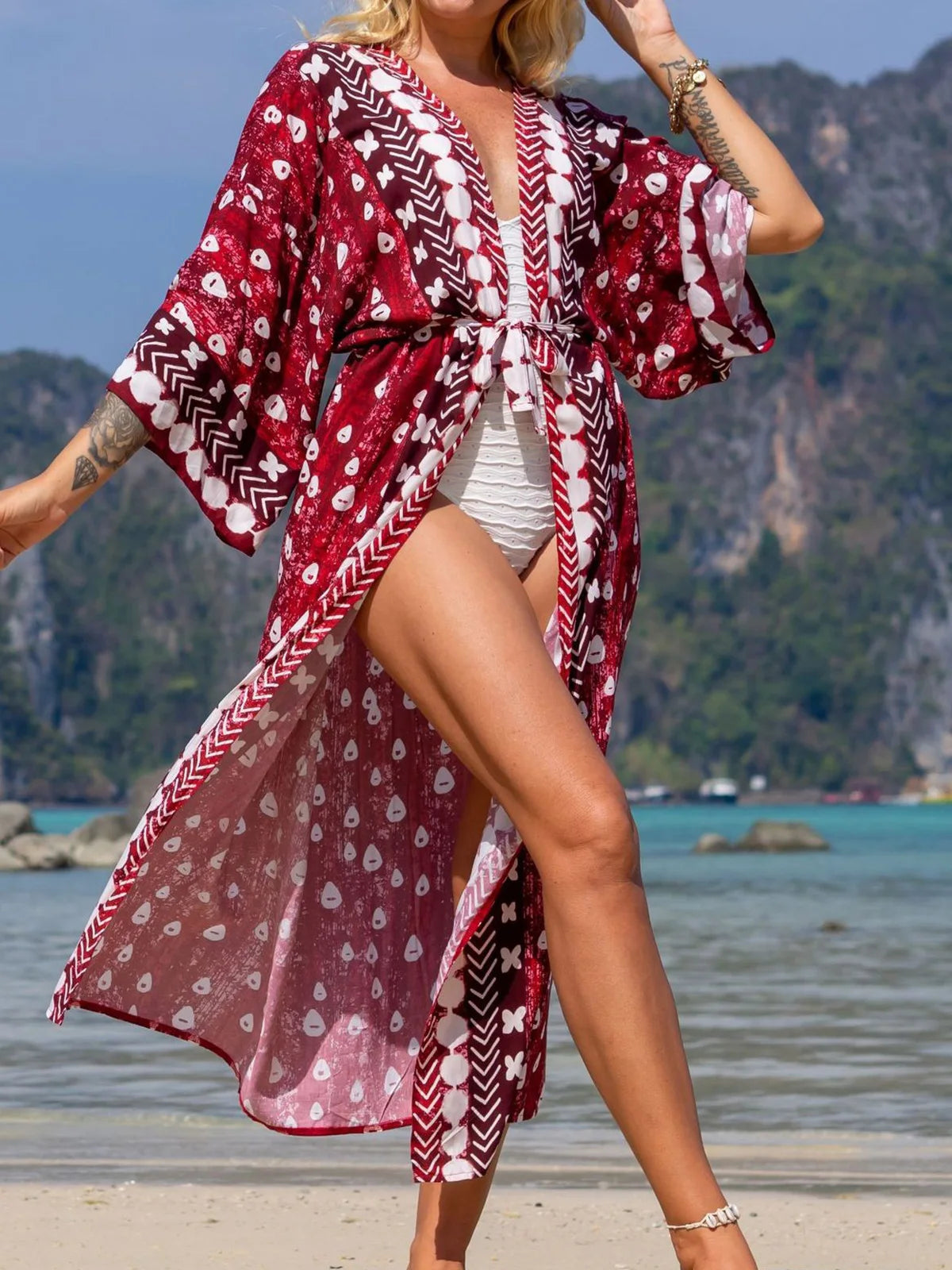 Quimono Boho Longo de Praia — Estampado, Feminino e Perfeito para o Verão