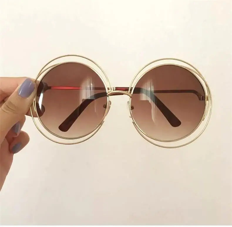 Óculos de Sol Redondo Feminino Retro — Luxuoso, Oversized e com Proteção UV400