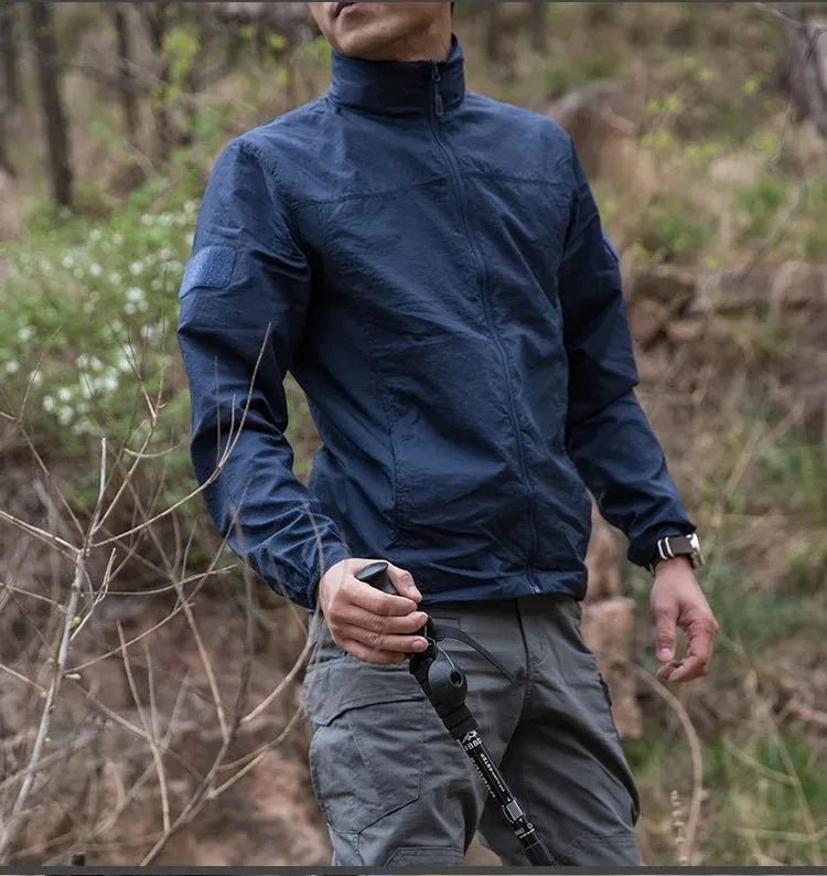 Jaqueta tática leve à prova d'água masculina, verão respirável, fina, com capuz, capa de chuva, caça, portátil, corta-vento, jaquetas de pele
