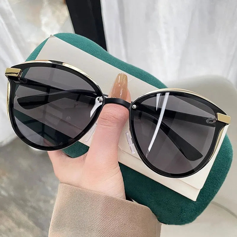 Óculos de Sol Retro Redondo Estilo Gato — Feminino, Elegante e com Proteção UV400