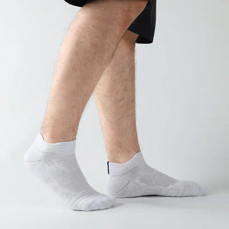 3 pares de meias atléticas de malha respirável Terry acolchoadas, gerenciamento de umidade e duráveis, reduz o pé para corrida, caminhadas e esportes
