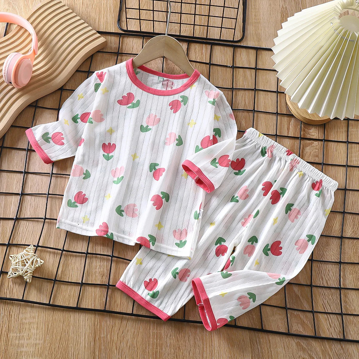 Pijama Infantil Quentinho de Algodão — Manga Longa, Estampa de Desenho Animado e Confortável para Dormir