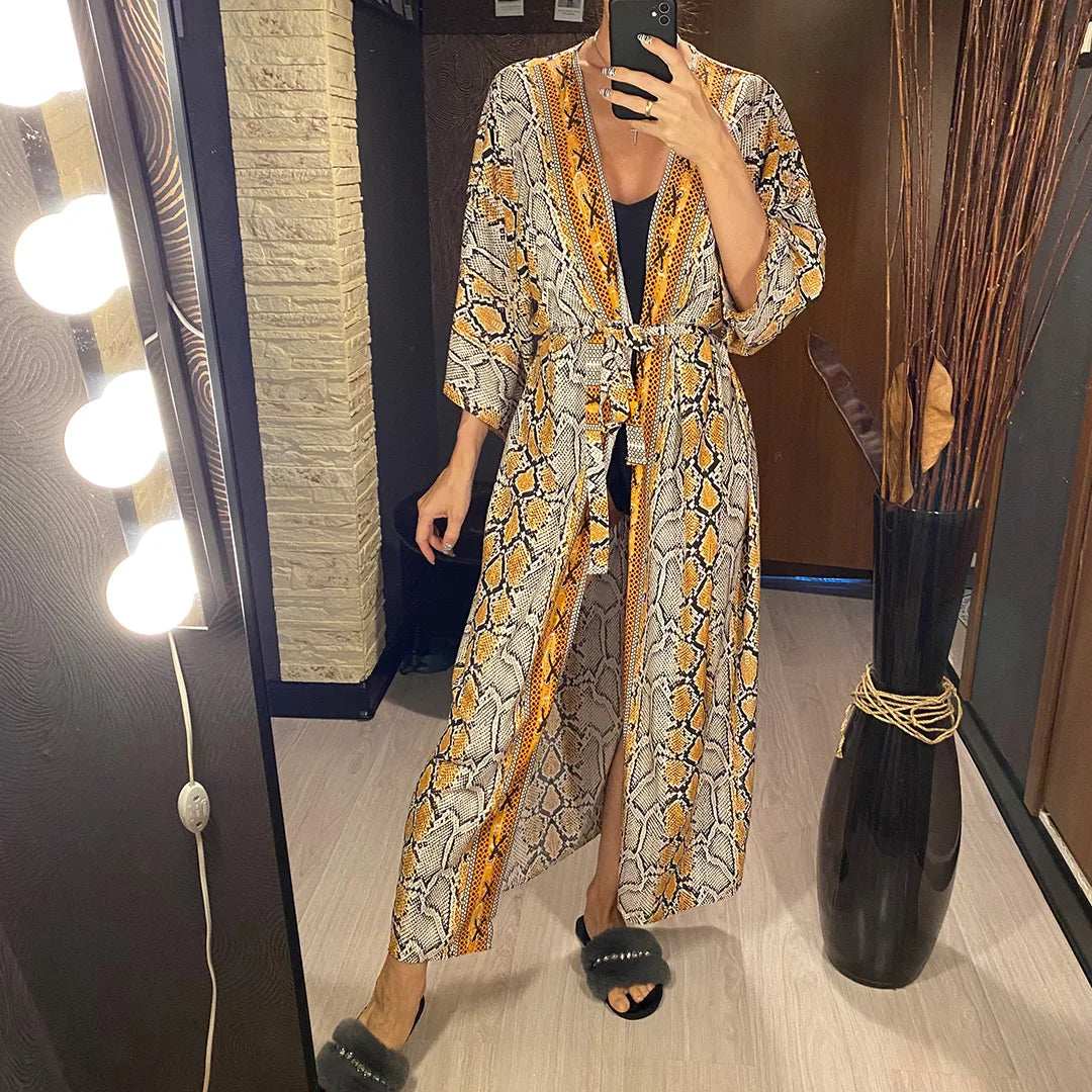 Quimono Boho Longo de Praia — Estampado, Feminino e Perfeito para o Verão