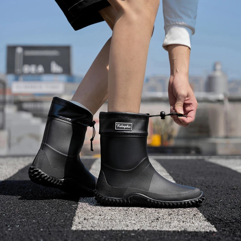 Botas de Chuva Curtas Impermeáveis — Leves, Antiderrapantes e Estilosas para o Dia a Dia