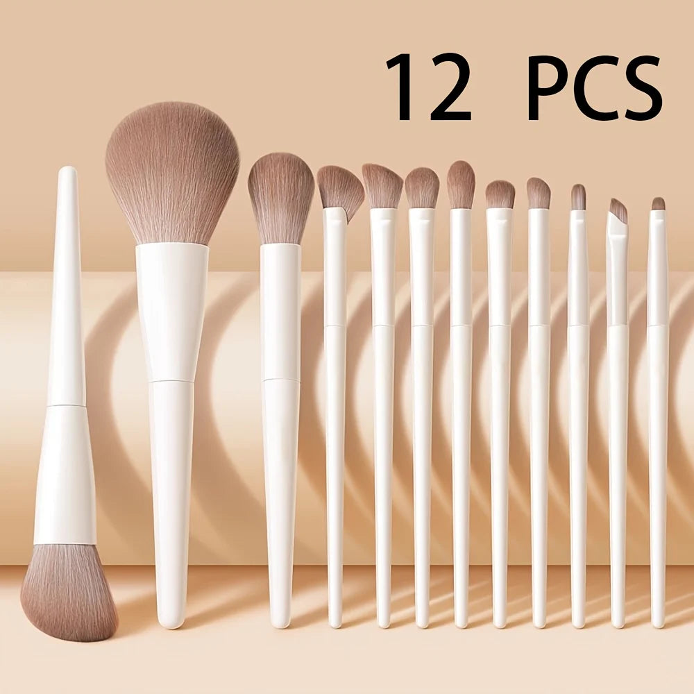 Conjunto de 12 Pincéis de Maquiagem com Kabuki — Cerdas de Nylon Macias para Base e Blush