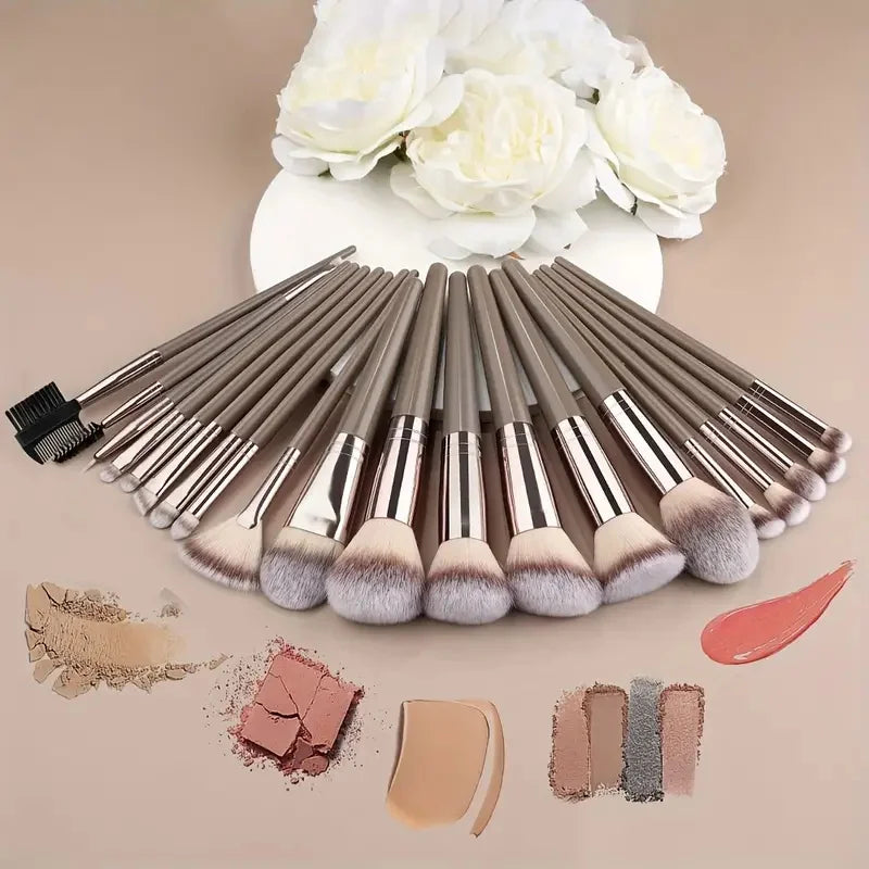 Conjunto de Pincéis de Maquiagem 10 a 20 Peças — Base, Pó, Sombra, Blush e Kabuki para Esfumar