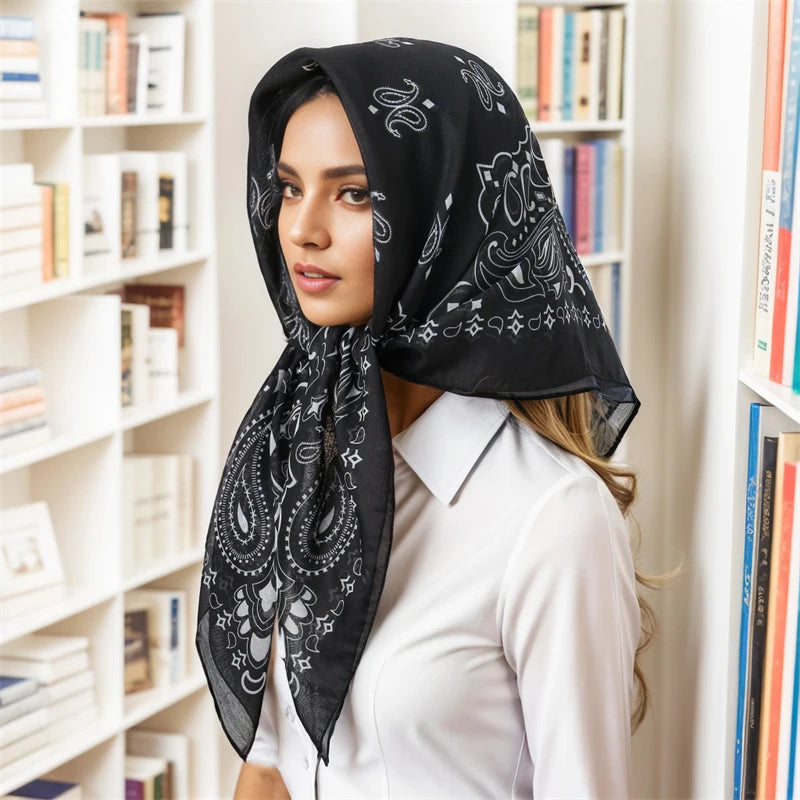 Lenço de Algodão Quadrado Vintage Feminino — Boho, Versátil e Cheio de Charme
