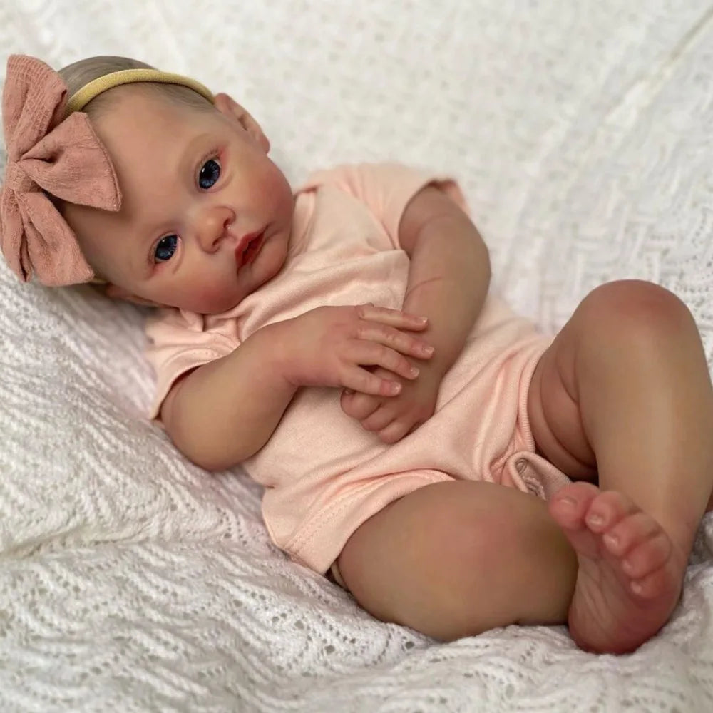 Boneca Reborn Meadow Encantadora — Corpo de Vinil ou Tecido, Brinquedo Realista para Crianças