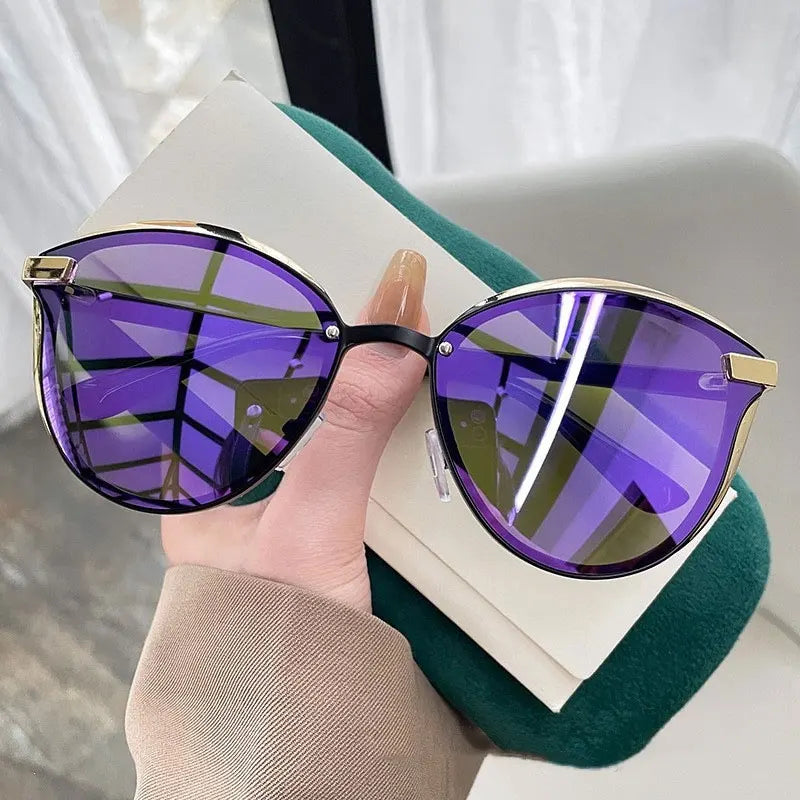 Óculos de Sol Retro Redondo Estilo Gato — Feminino, Elegante e com Proteção UV400