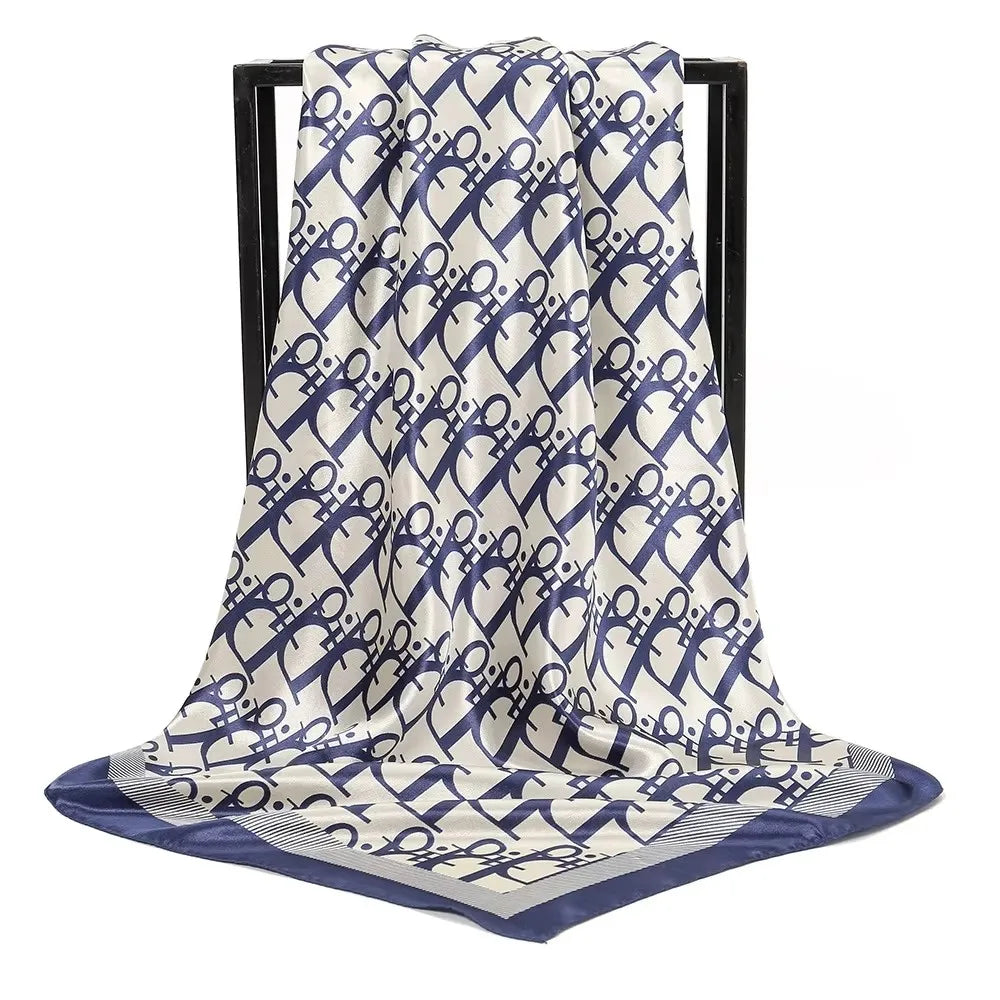 Lenço de Seda Feminino Sofisticado — Estampado Vintage, Versátil e Elegante para Qualquer Ocasião