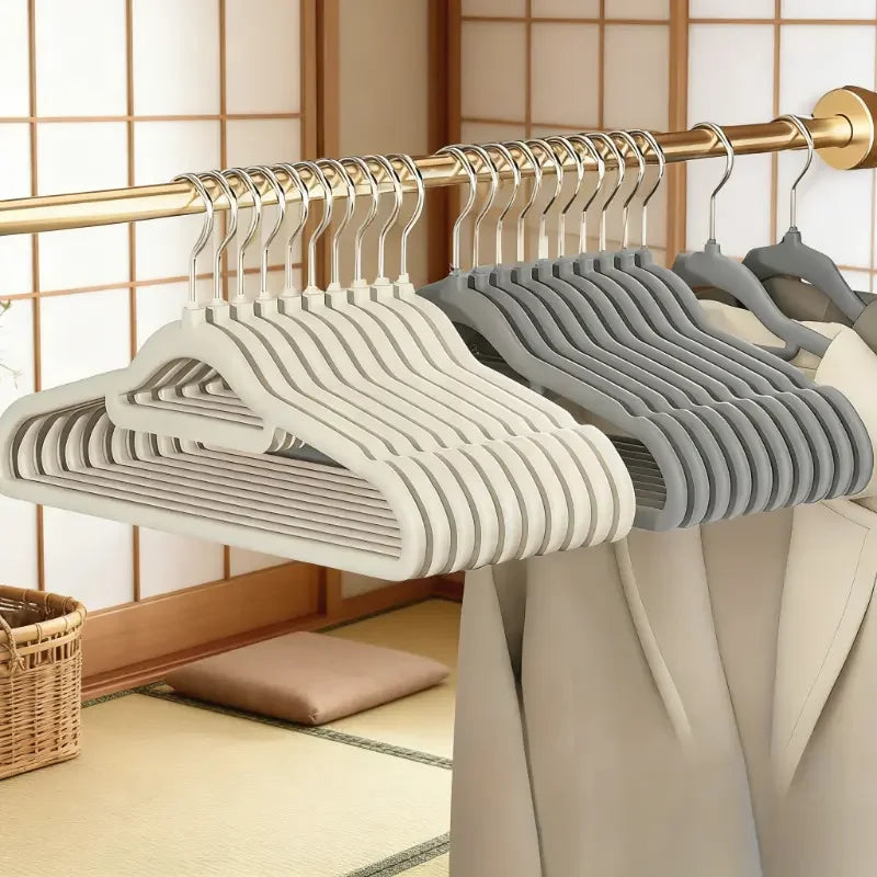 Cabide de veludo preto para roupas, calças, casaco, armário, gancho de armazenamento, cabides antiderrapantes de feltro, economizador de espaço para casa, organizadores 3