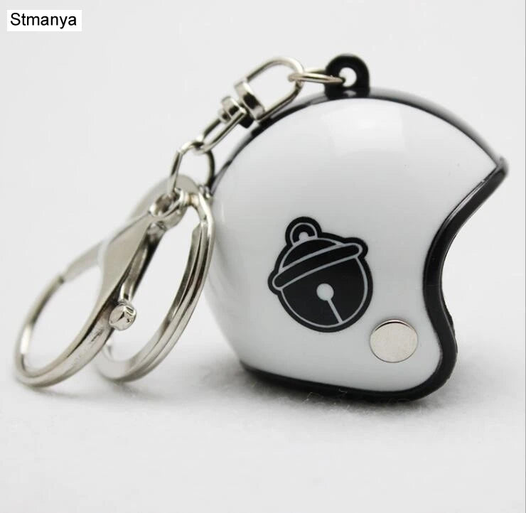 Chaveiro Capacete de Motocicleta — Acessório para Carro e Bolsa 24
