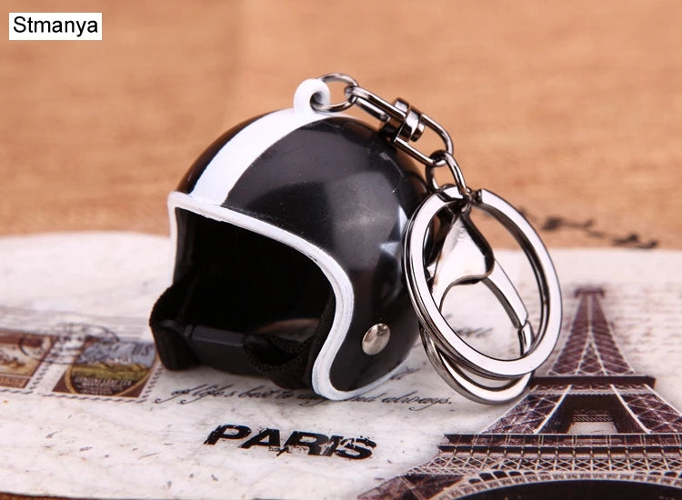 Chaveiro Capacete de Motocicleta — Acessório para Carro e Bolsa 4